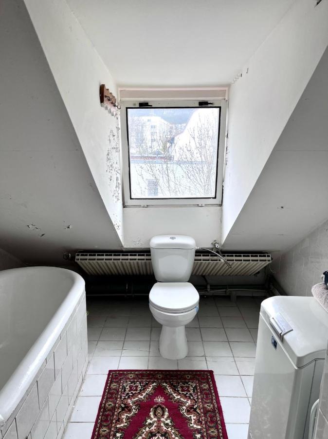 Loft Apartment Close To Metro Palmovka Prag Eksteriør billede